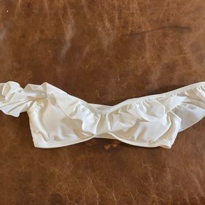 Ruffled bandeau bikini top